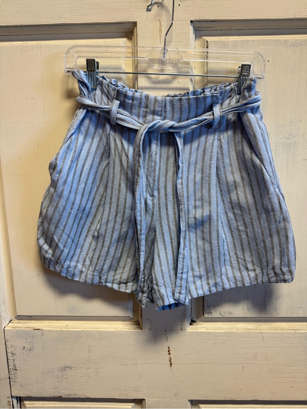 Women’s LOFT Striped Linen-Blend Paperbag Shorts